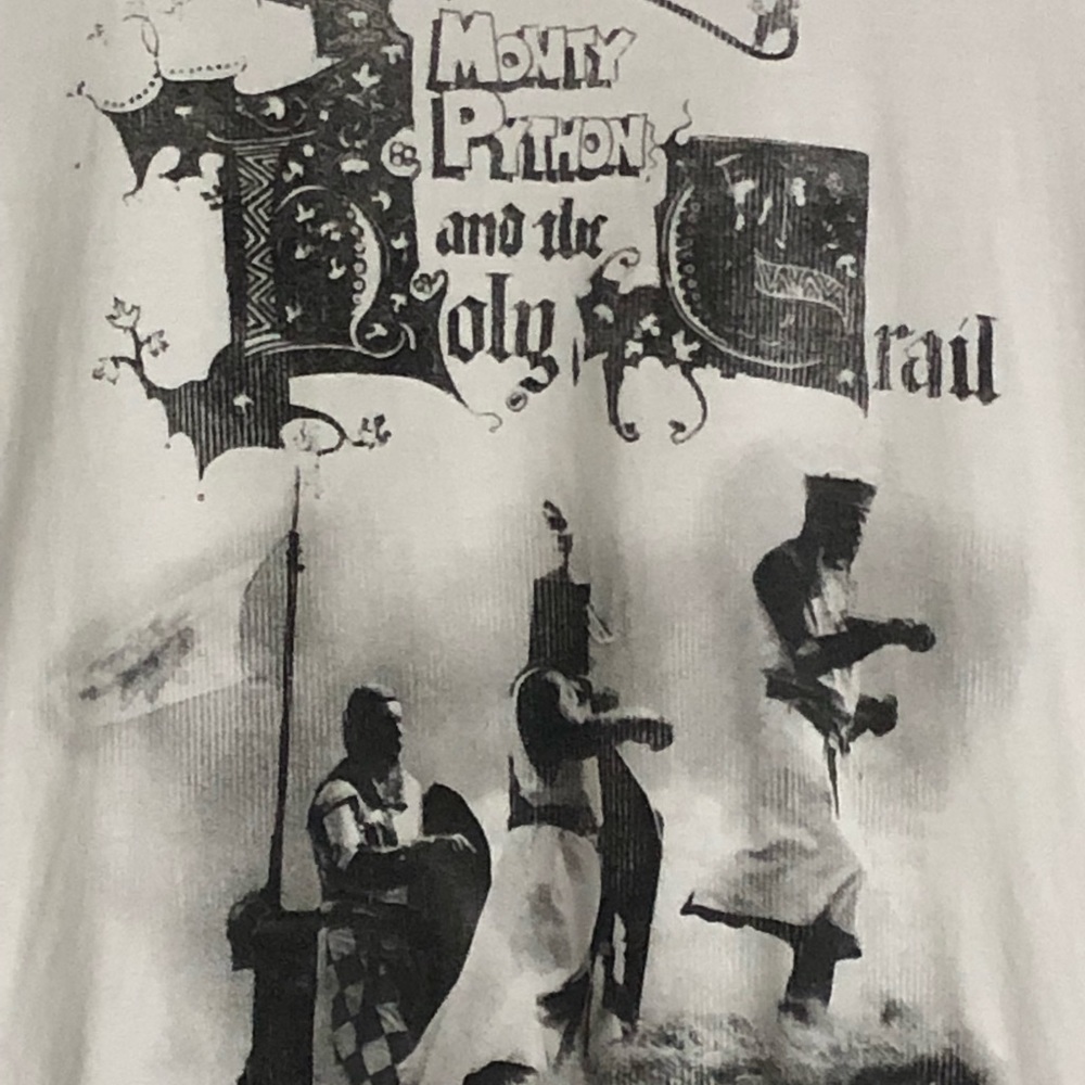 Monty Python and The Holy Grail t-shirt size XXL